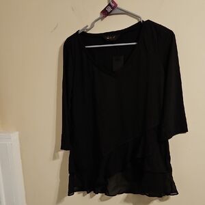 Seta J Black V Neck 3/4 Sleeve Asymmetrical Textured Blouse. NWT